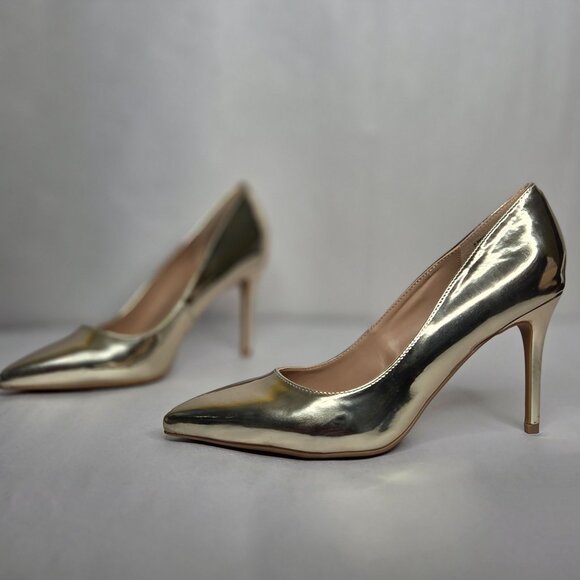 BCBGeneration Shoes - NWOT BCBGeneration Women's Bissha Platino Gold Stiletto Heels